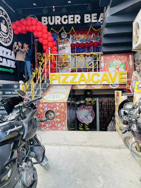 Pizza Cave Sarojni Nagar
