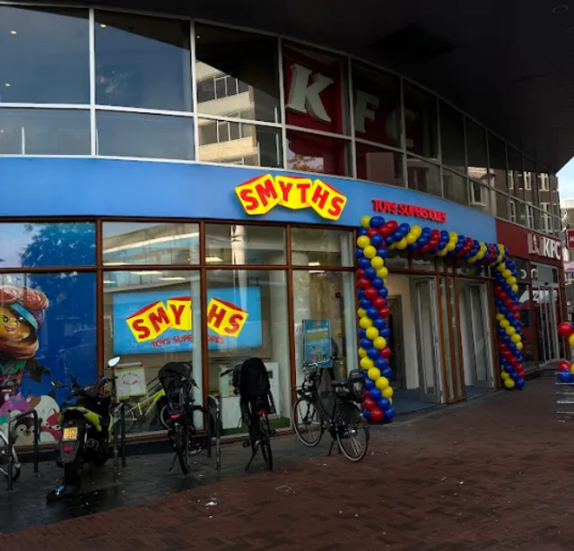 Smyths Toys Superstore Arnhem