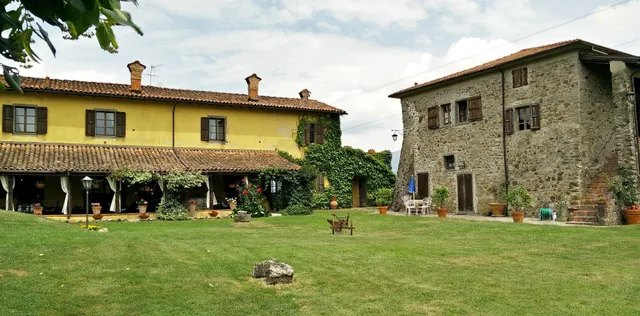FARM LUNIGIANA CA 'DEL BOSCO