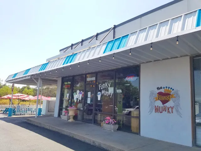 Funky Munky Shaved Ice