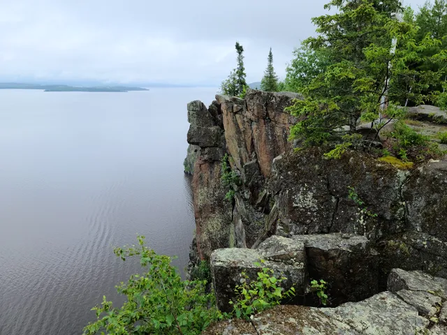 Devil's Rock Trail Head