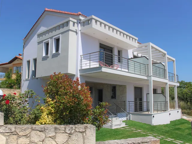 Anemos Luxury Apartments