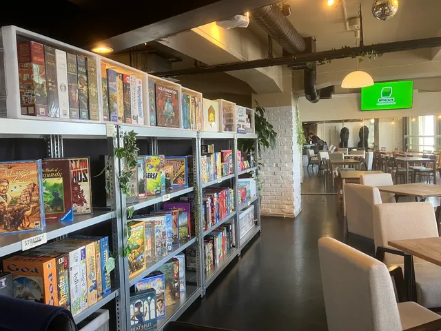 ボードゲームカフェ UNPOT