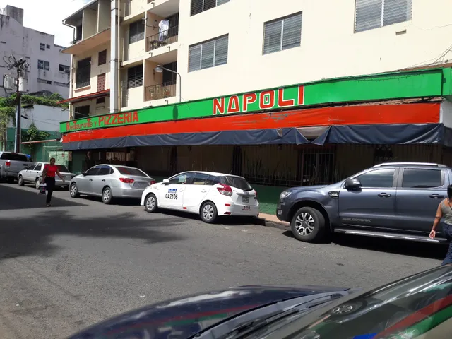 Restaurante Napoli y Pizzería