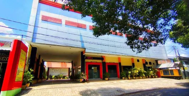 HOTEL KENCANA PATI