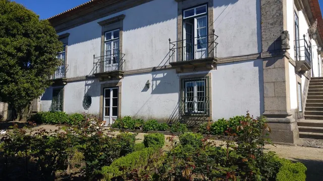 Casa Dos Pombais