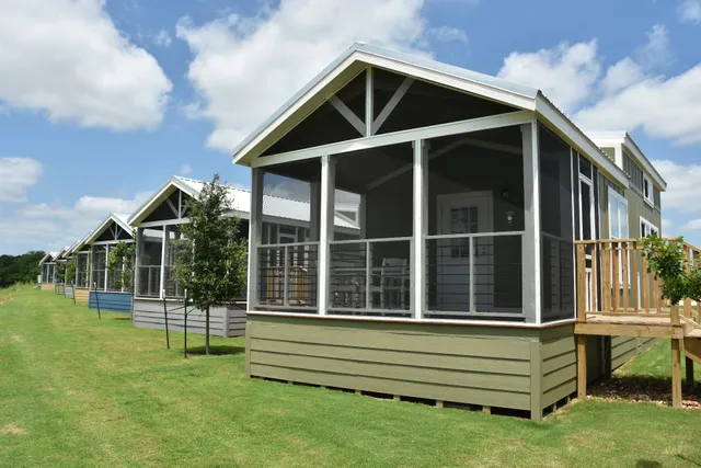 Redbud Ranch Cabin & RV Resort