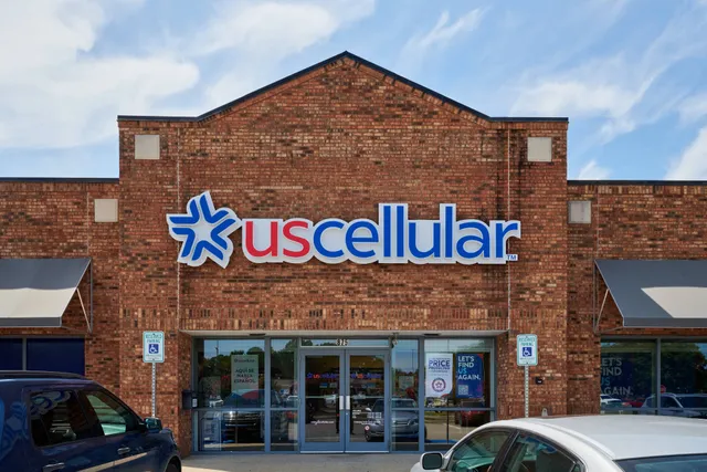 UScellular & T-Mobile