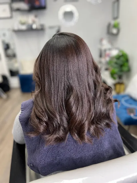 D'va Styles 24hr Hair Salon Studios