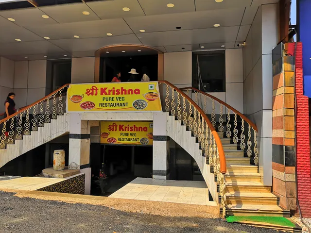 OYO 12078 Hotel Suncity