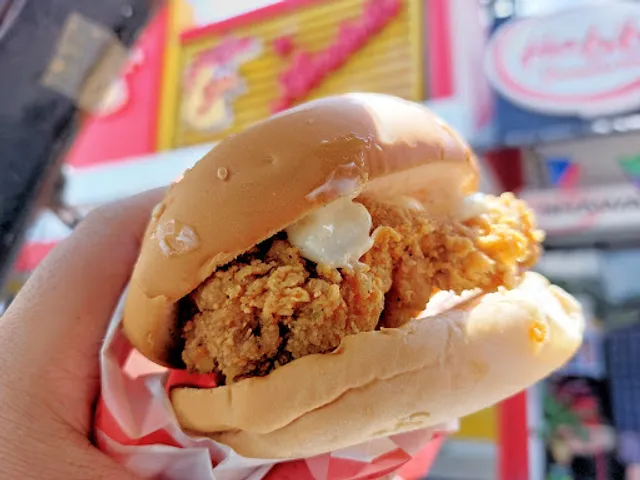 Andok's Shopping Triangle