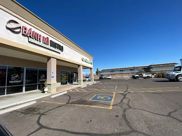 Bánh Mì Bistro Vietnamese Eatery