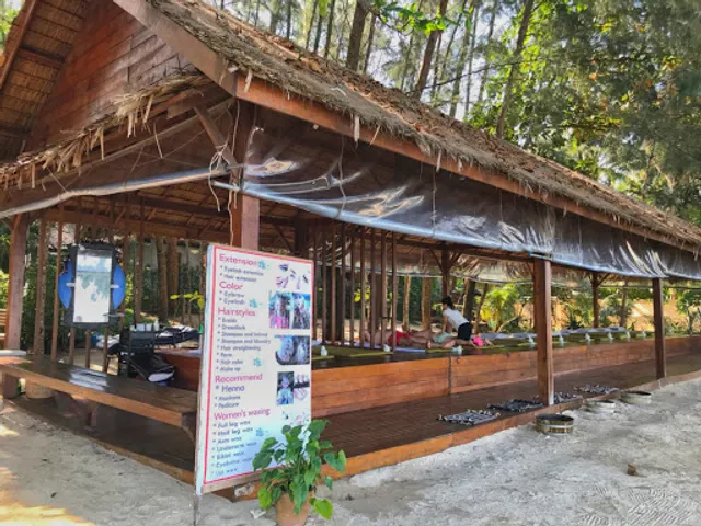 Bambi Beach Restaurant and Spa