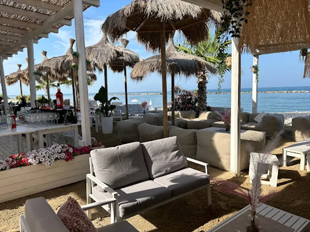 Il Braciere On The Beach