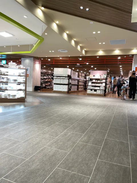 DECO HOME Kawasaki Le Front Branch