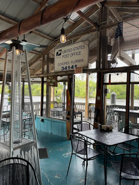 Camellia Street Grill