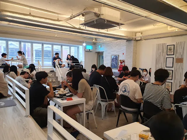 Alice Cafe Jeju City Hall Location