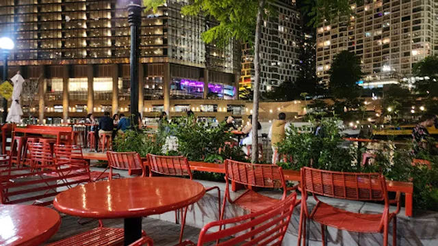 Beat Kitchen on the Riverwalk