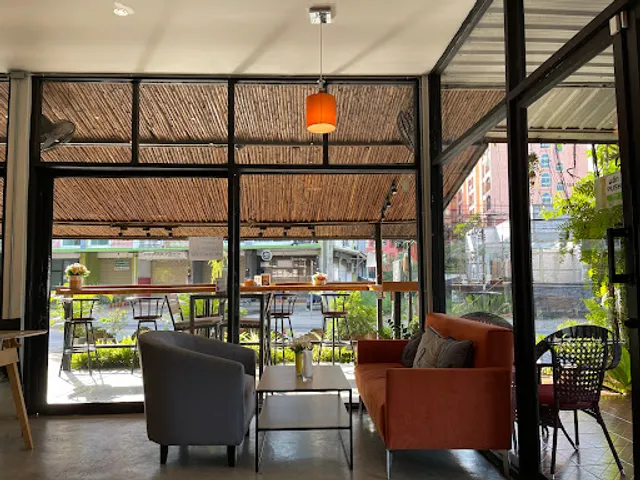 The Cottage Cafe' & Bar