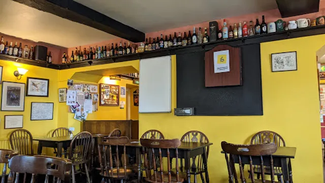 The Fox & Hounds Inn