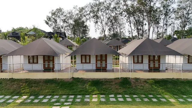 Bardiha Lake View Tourist Cottages