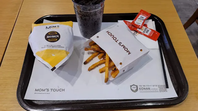 맘스터치 중동현대점