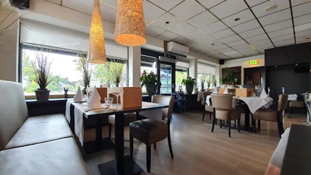 Restaurant Indonesia Son