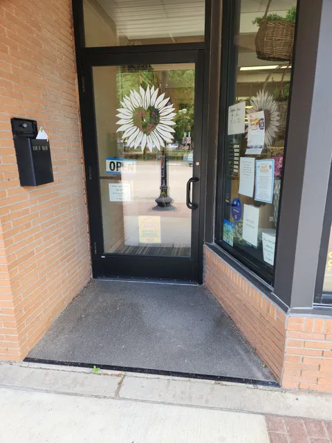 From The Heart Flowers & Gifts