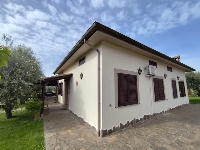 B&B Bed and Bikers (CIN IT058081C1D8OZOT2D)