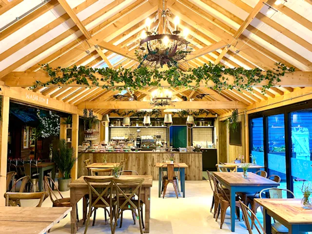 Roots Cafe, Rougham Estate