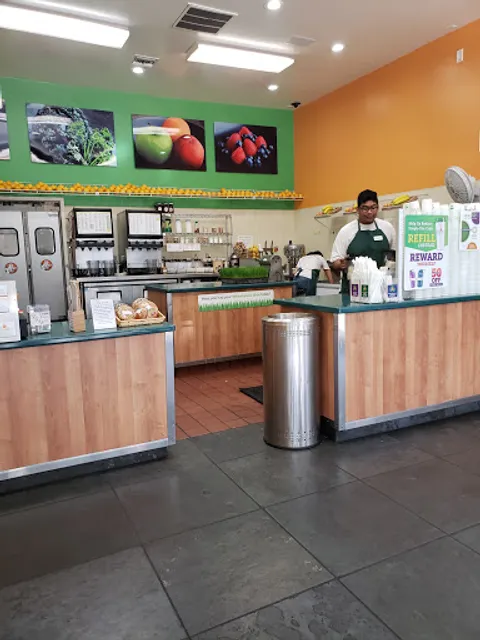 Blenders In The Grass- Downtown Santa Barbara