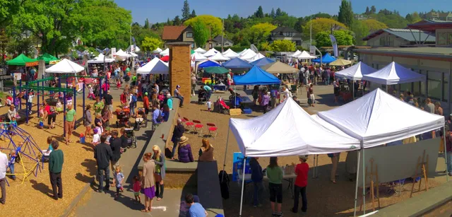 Moss Street Farmers Market