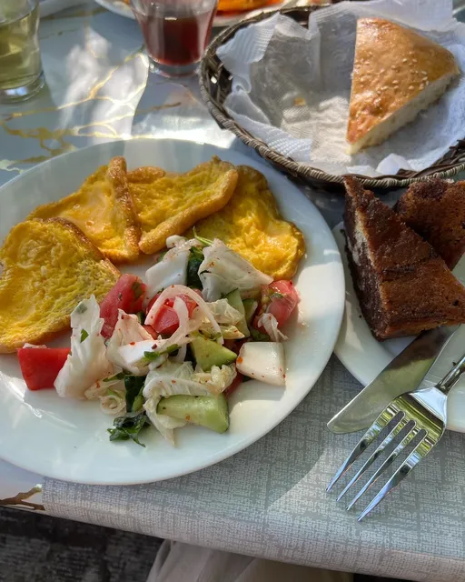 AIST Guest House, Restaurant and Cafe