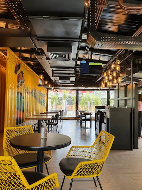 Madero & Jeronimo Track Tenente Salles