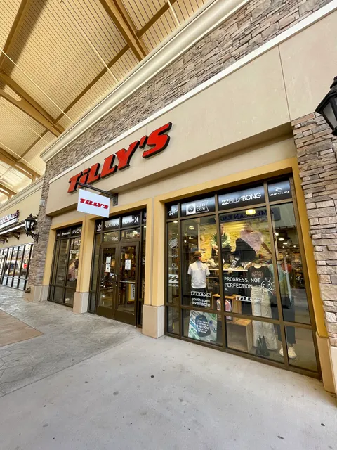 Tillys