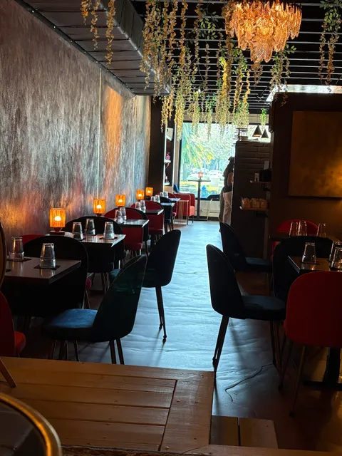 AJ Chocolate House NSB