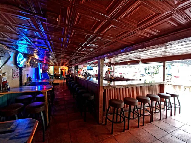 WOODY’S RIVER ROO PUB, GRILL & TIKI BAR