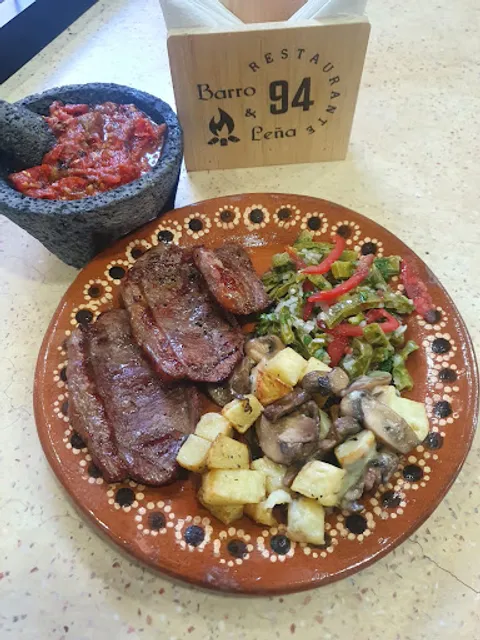 Barro y Leña 94 Restaurante