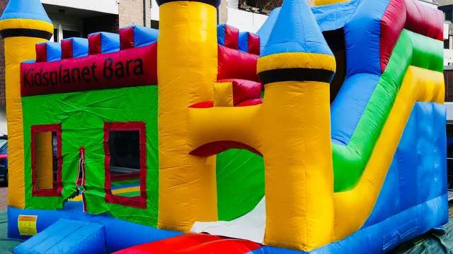 Hüpfburgverleih Kidsplanet-Bara