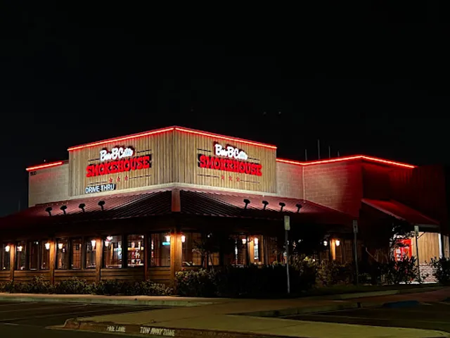 Bar-B-Cutie SmokeHouse