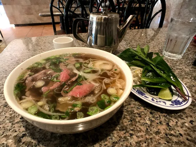 Phở Oregon Restaurant