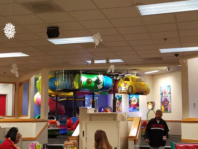 Chuck E. Cheese