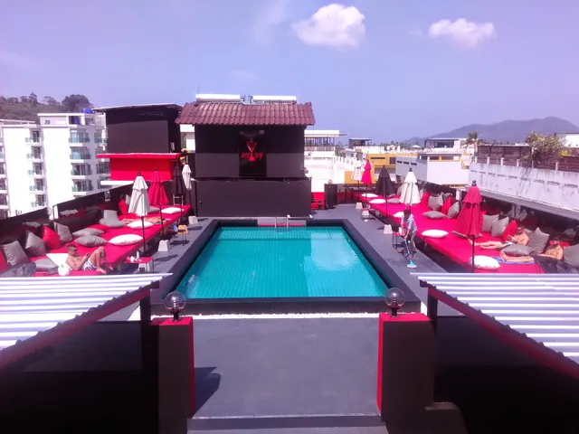 Sharaya Patong Hotel