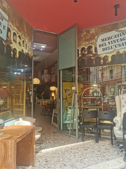 Mercatino Vintage Verona (Vintage Fe)