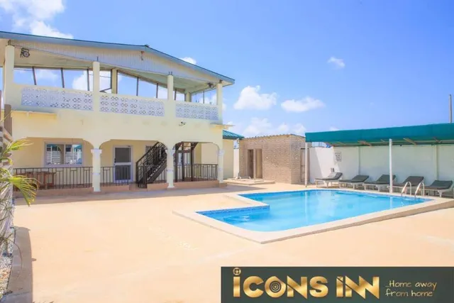 Icons Inn