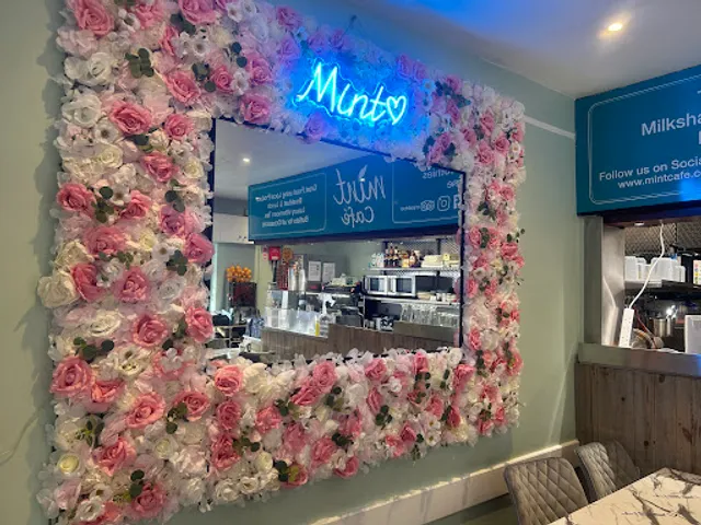 Mint Cafe