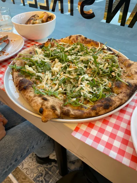 L'Amorino Italian Street Food & Pizza Bar