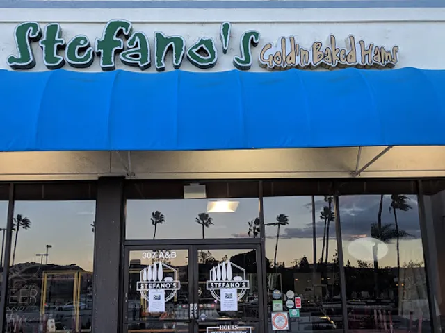 Stefano's Golden Baked Hams