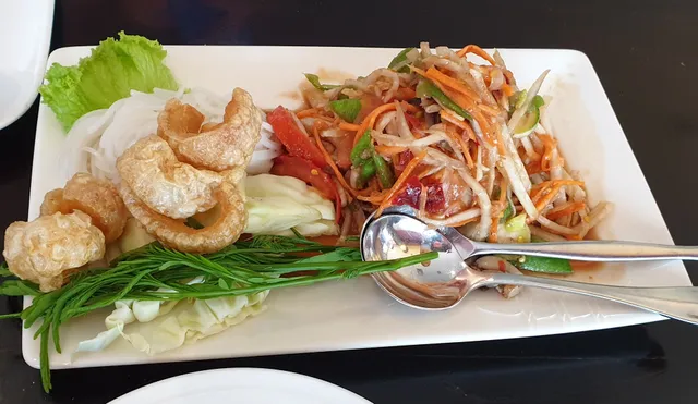 Crazy Horse Hammersley (Formerly Erawan Thai)