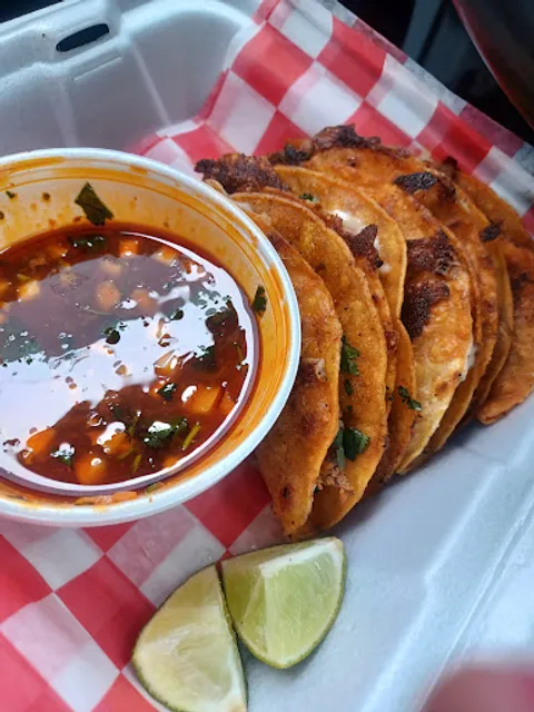 Kings Bar & Grill Kitchen By Lupita’s